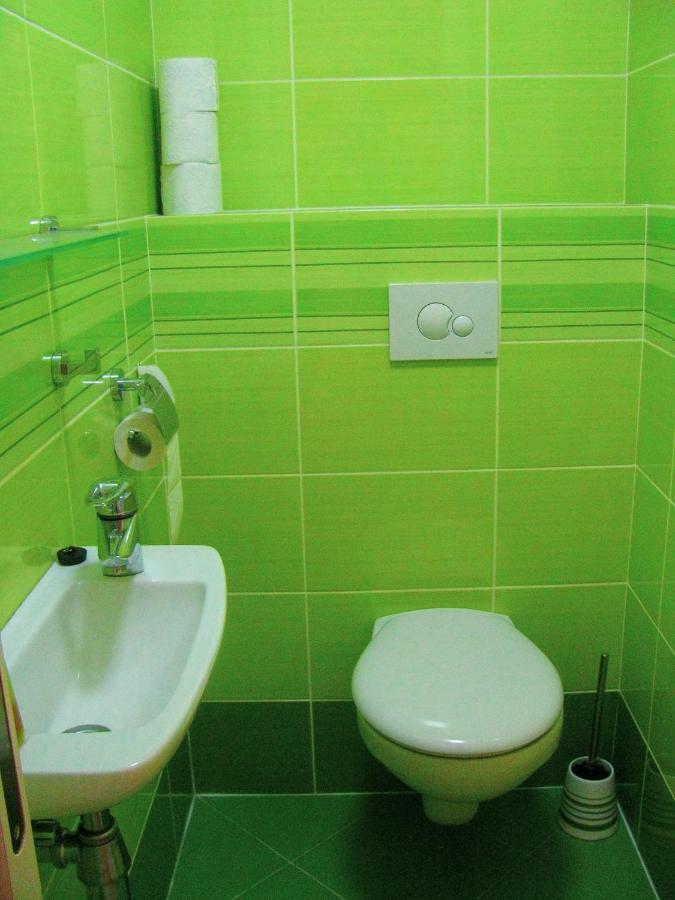 Spa Apartment Raisova 카를로비바리 외부 사진